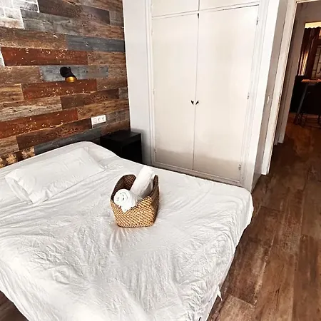 Beach, & Gibraltar: Small Apartment