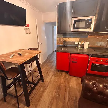Beach, & Gibraltar: Small Apartment La Linea de la Concepcion